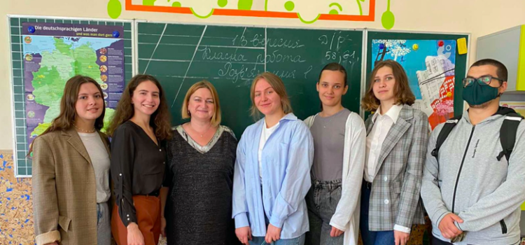 Розпочалась Виробнича педагогічна практика Розпочалась Виробнича педагогічна практика