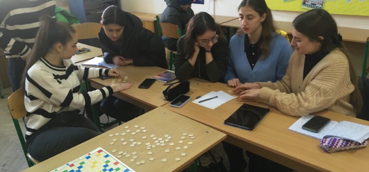 Навчаємося цікаво та пізнавально: опановуємо настільні ігри на заняттях! Навчаємося цікаво та пізнавально: опановуємо настільні ігри на заняттях!