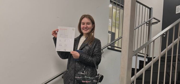 Рєната Маковецька успішно склала міжнародний мовний іспит Goethe-Institut Рєната Маковецька успішно склала міжнародний мовний іспит Goethe-Institut