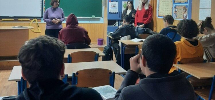 Профорієнтаційна бесіда з учнями Кам’янець-Подільського ліцею №15 Профорієнтаційна бесіда з учнями Кам’янець-Подільського ліцею №15